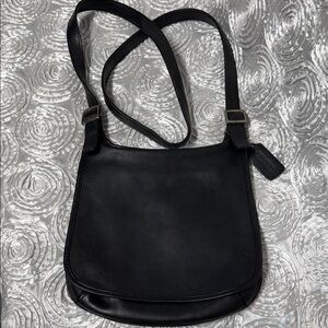 Coach 9135 Black Leather Crossbody Vintage Bag